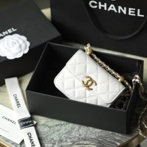 Chanel CO-CO Clutch With Chain 9.5cm/3.7in Gold Toned Hardware For Women White38