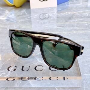 Gucci Square Frame Sunglasses Black For Women