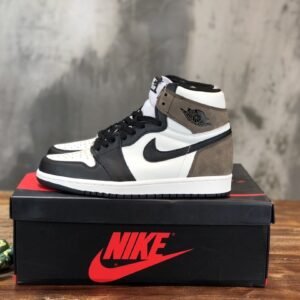 Travis Scott x Nike Air Jordan 1 Retro High OG ‘Mocha’ and Black Sneaker For Men, Men's Shoes